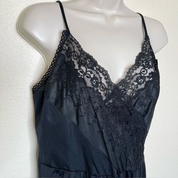 Vintage Black Lace Long Nightgown Surplice Neck Peignoir Women Size Small Nylon - Picture 5 of 12